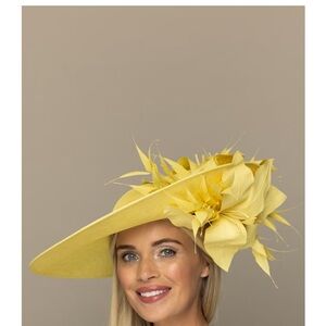 Kentucky Derby Hostie Hats Yellow Fascinator